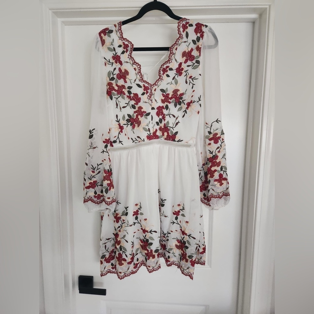 Lucy Paris Floral Embroidered White Dress (size large )